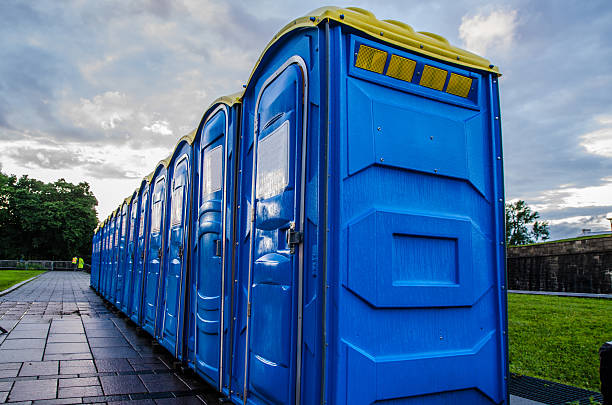 Best Best portable toilet rental  in Paw Paw, MI